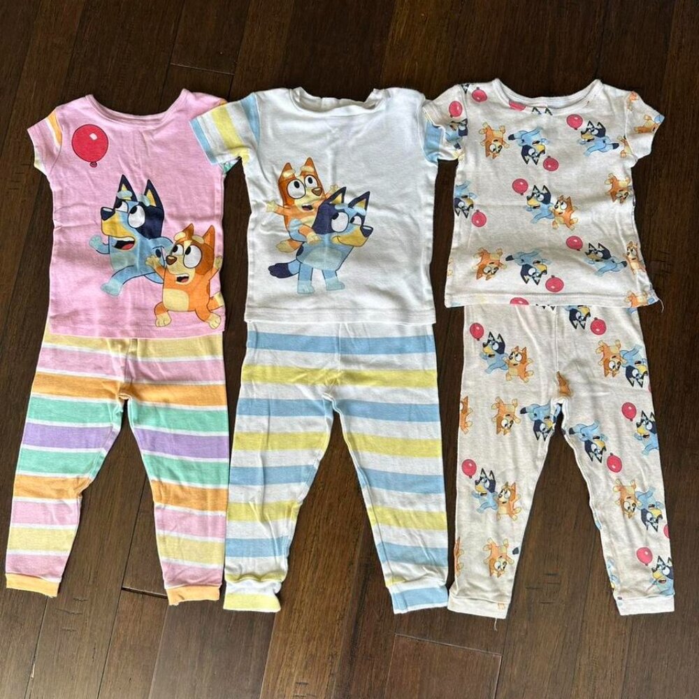 BLUEY Pajama Bundle 3 Sets of 3T Girl Tops and Bottoms Sleepwear